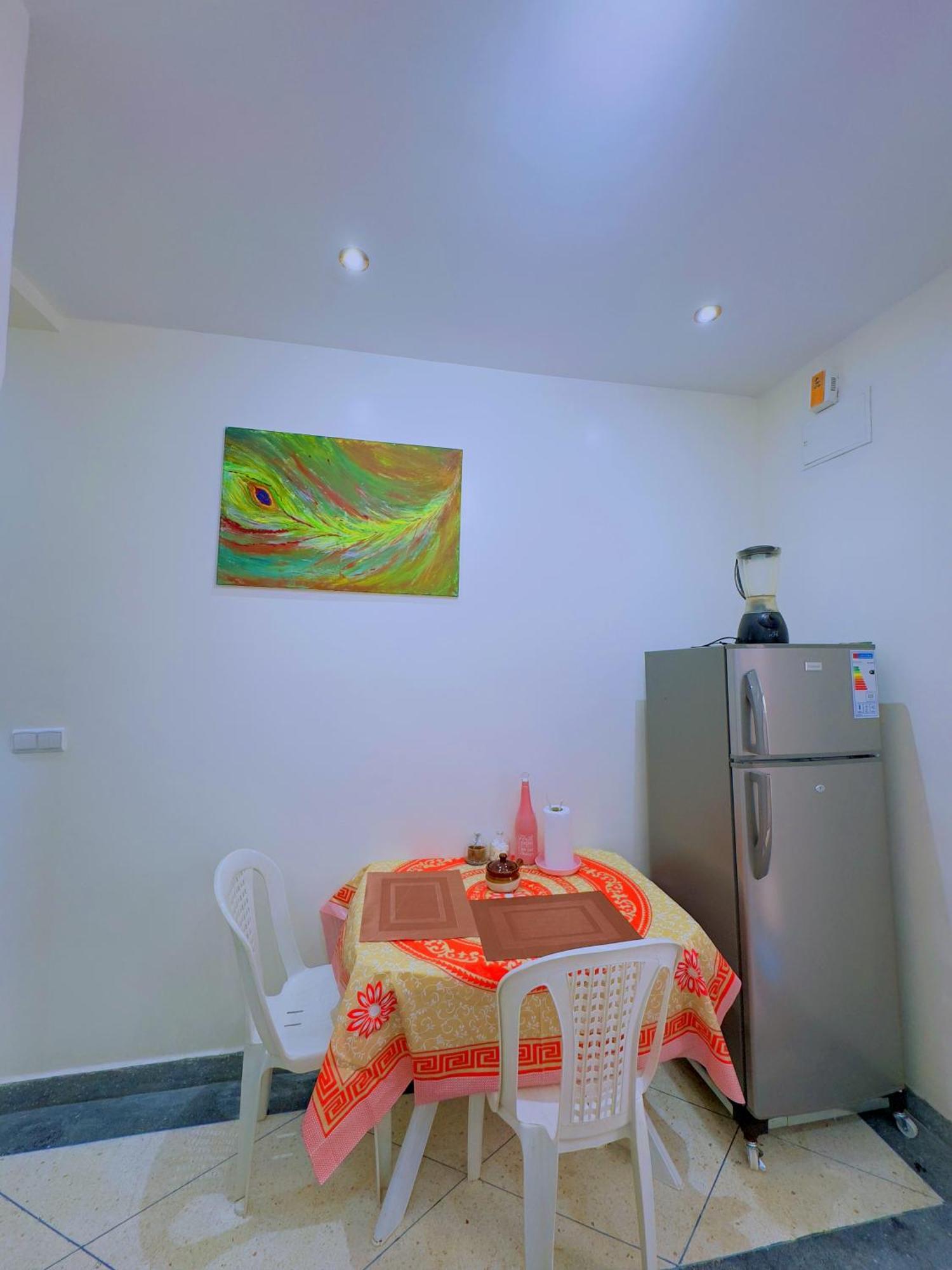 Quiet Central Home Near Beach - High Speed Wifi, Free Parking & Private Entry Agadir Exterior foto